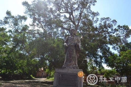 图二：金兴—程村的将军像
